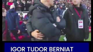 IGOR MENYAPA PRIA BOTAK RANDOM