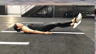 SWEAT SWEAT & BURN FAT FAST AT HOME