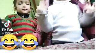 Cute baby dance ????