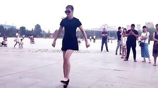 Shuffle in heels dancing Chingqing