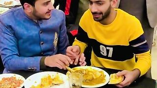 Aarain doston k liye...funny video