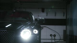 Carpet - bentley with lamps on | Trending HD Video