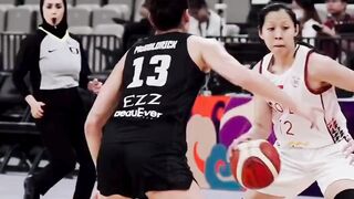 ⚡ Terbang ke ring! Setelah melewati penjagaan ketat