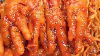 food for today is asmr spicy noodles with very delicious chicken feet and thighs become a trending
