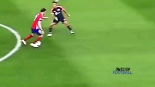 pergerakan indicidu yg luar biasa