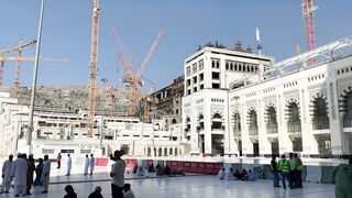 panning shot of masjid al haram | Professional HD Video