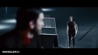 The Hunger Games (4/12) Movie CLIP - Shooting the Apple (2012) HD
