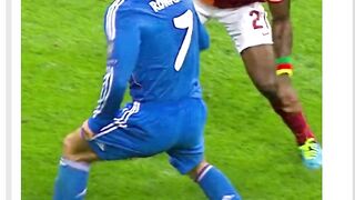 Dalam karier seorang legenda, ada banyak gol yang tercipta.