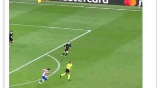 Tidak semua pemain bisa melihat celah yang bahkan tidak disadari oleh pemain lain