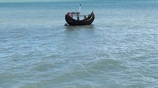 Smartphone POCO X7 PRO 5G NFC tela Amoled C mera 4K - serene ocean view with traditional boat |