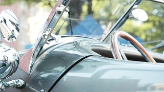 Carrefour - reflections of images on a vintage car side mirror and chrome light | Trending HD V