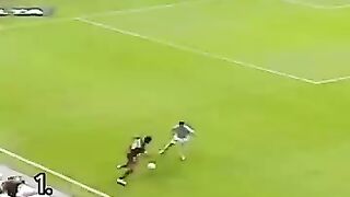 Top 5 Ronaldinho Magic Moments