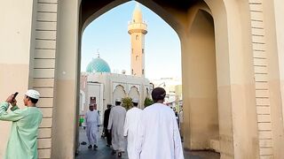 The Bold and the Beautiful - beautiful entrance to mosque in muscat oman | Trending HD Video