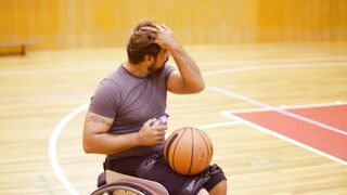 Kia Sportage - man drinking water after basketball practice | Trending HD Video