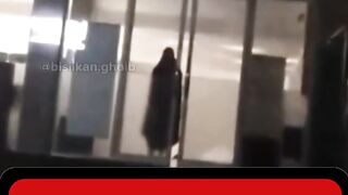 Banyak orang percaya