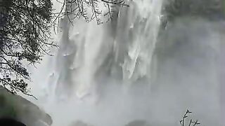 Bomburu Ella Waterfall