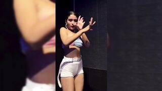 Indian Girl Riya Mandal Dance 5