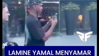 ???????? Hari-hari terakhir Maradona vs hari-hari awalnya. Narkoba menghancurkan seorang pria hebat seperti dia.