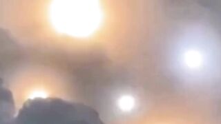 pemandangan yang begitu menakjubkan tapi sangat menakutkan