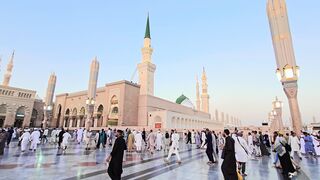 evening at al masjid an nabawi in madinah | Professional HD Video
