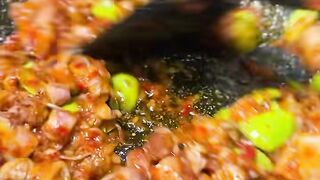 RESEP sambal Cumi Pete Pedasnya Nendang, Gurihnya Bikin Ketagihan!