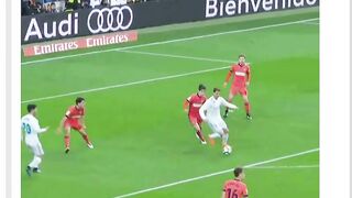 Sepak bola selalu punya cara untuk mengejutkan dunia. Dan inilah alasan kenapa kita terus menontonnya