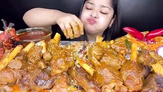 ৫ কেজি মাংস খাবার ভিডিও