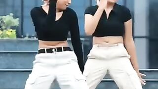 Thandi Thandi Pawan Chale