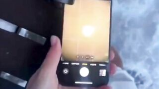 Salju bukan sekadar butiran putih yang jatuh dari langit.