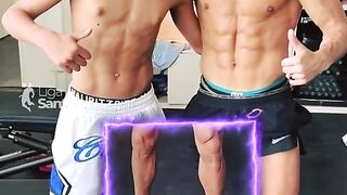 Mengapa Ronaldo memakai cat hitam di kuku kakinya? ????