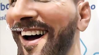 3 Patung Pemain Bola Paling Aneh Sepanjang Masa!????????