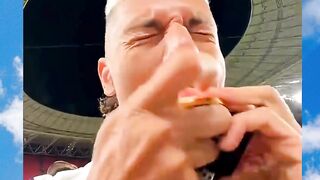 5 Momen Konyol Sepak Bola