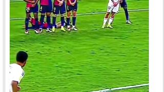 Teknik yang bersih. Arah bola yang sempurna