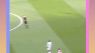 Gol Spektakuler Bukayo Saka: Arsenal Hancurkan Pertahanan Liverpool!