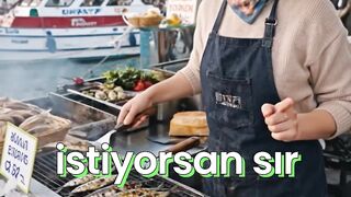 Istanbul Balik Ekmek ???????? | Grilled Sardine Sandwich by the Bosphorus