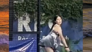 TINGKAH GRACE SAAT BERMAIN PADEL