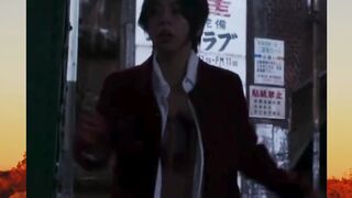 Ada yang aneh dengan kursi ini! ????????