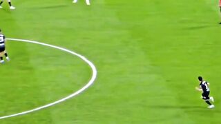 Gol Arda Guler dari jarak 70 meter