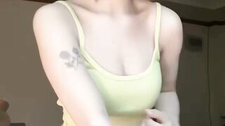 Nggak semua orang berani nonton ini ????