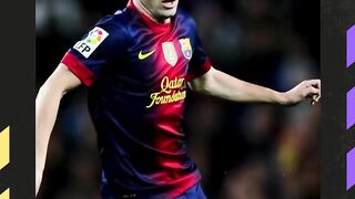 Perbandingan skuad barcelona era iniesta