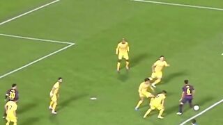 1000 IQ Play dari Sang GOAT! ????????