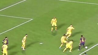 1000 IQ Play dari Sang GOAT!