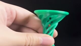 Watch Your Brain Melt! The Impossible 3D Printed Pyramid Illusion