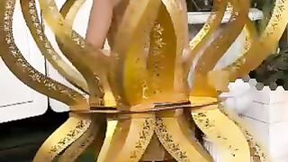 urfi Javed ka live show fashion