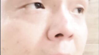 Introduction to Moroccan Trains and Stations, Ticket Purchasing, Currency Exchange, and Train Information