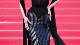 Selena Gomez vs Bella Hadid Drama Explained (2015–2019) Full Timeline