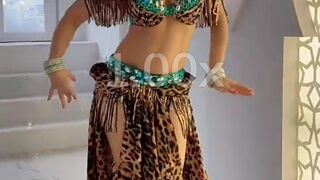 Beautiful dance hot girls ???? enjoy and subscribe my chanal