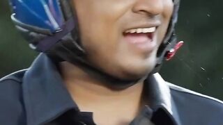 Larkian Bhi ajeeb Hoti hain