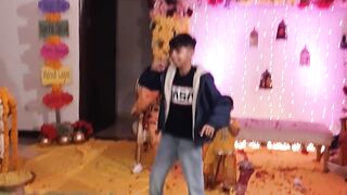 Dance ????