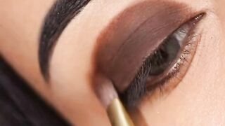 Best World Smokey eye makeup  look.